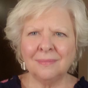 Meet your Posher, Becky